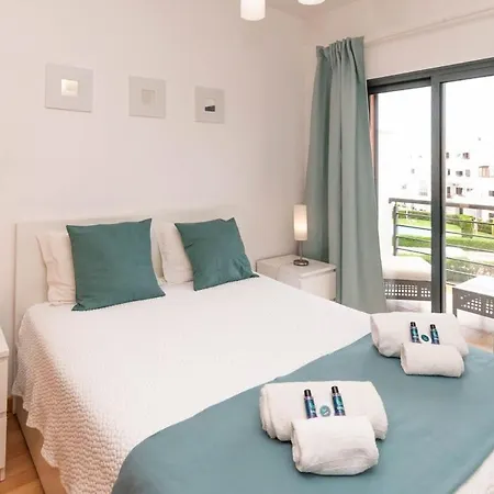 Abel - Great Location Albufeira